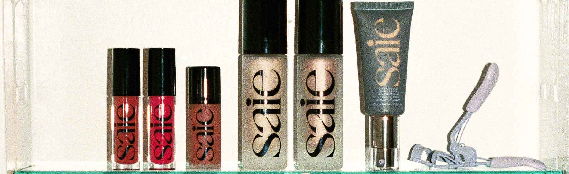 KORA OrganicsとSaie Beautyがどのようにウェルネスと輝きを調和させるか